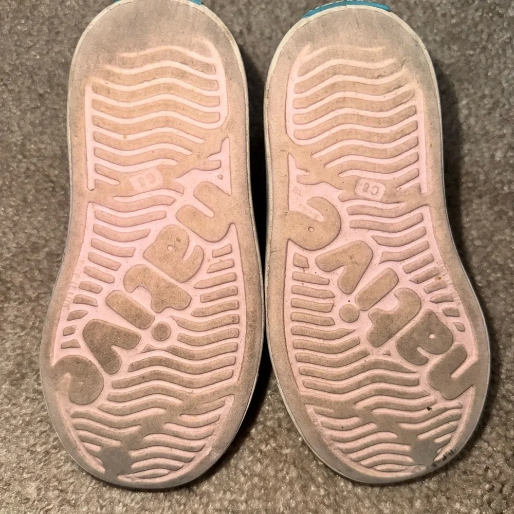 Native Shoes Toddler Glitter Slip-On Sneakers Rose Gold Sparkle C8 Lightweight